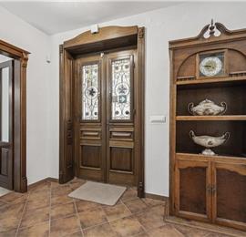 4-5 bedroom villa with Split City and Sea Views sleeps 8-10